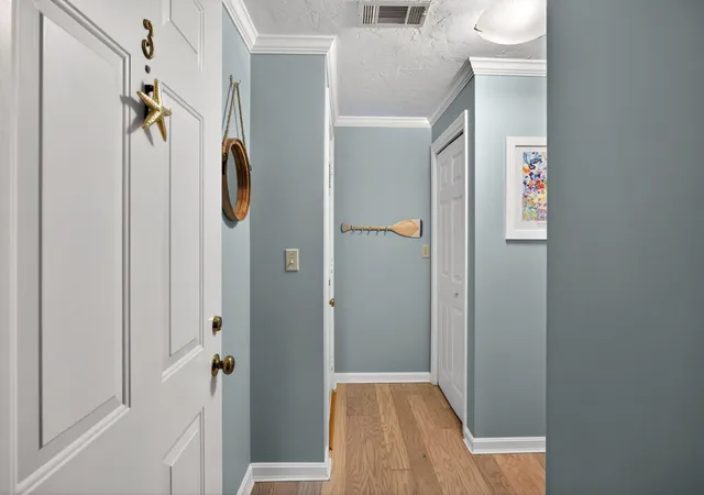 2nd image of 727 Main St #UNIT F3, Osterville, MA 02655 | MLS# 22602373
