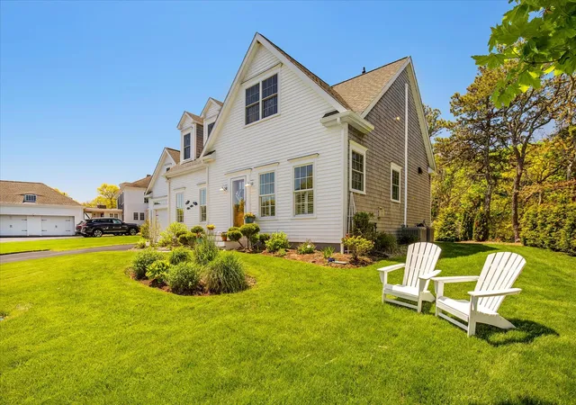 5th image of 13 Academy Hill Ln, South Dennis, MA 02660 | MLS# 22602318