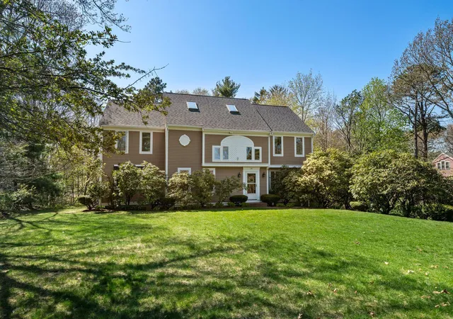 2nd image of 24 Winding Wy, Plymouth, MA 02360 | MLS# 22602327