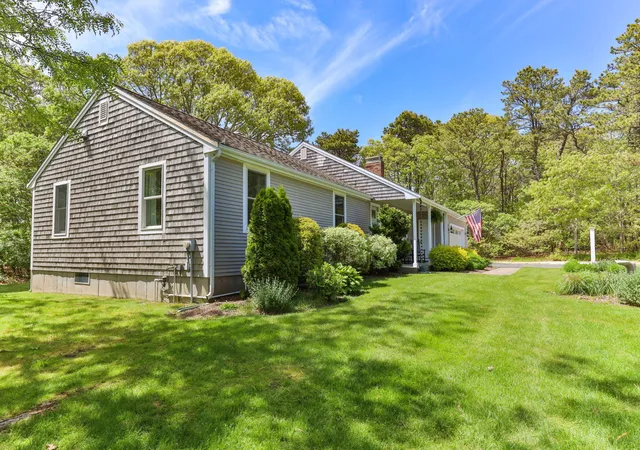 3rd image of 47 Country Ln, Dennis Port, MA 02639 | MLS# 22602377