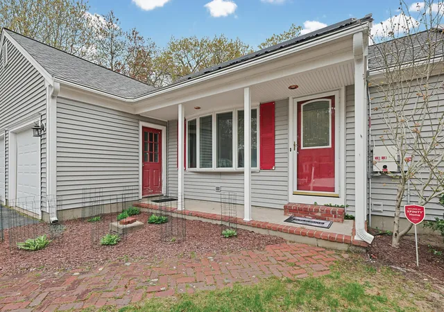 2nd image of 125 Sullivan Rd, West Yarmouth, MA 02673 | MLS# 22602388