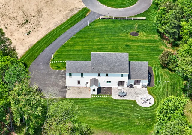 4th image of 4 Gimme Cir, Mashpee, MA 02649 | MLS# 22602621