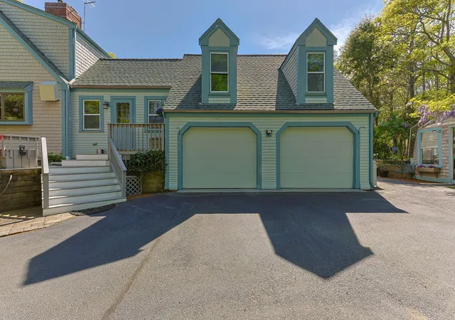 5th image of 12 Madison Dr, East Sandwich, MA 02537 | MLS# 22602475