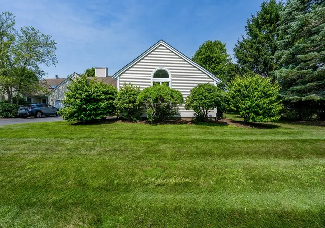 Photo 2 of Condo for sale at 1 Woods Edge Ln, Mashpee, MA 02649 | MLS# 22602484 | Listing updated on 2026-08-20
