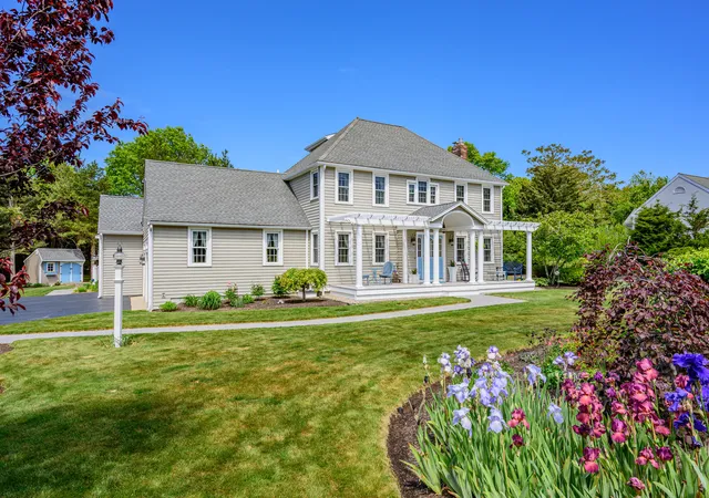 2nd image of 91 Williston Rd, Sagamore Beach, MA 02562 | MLS# 22603785