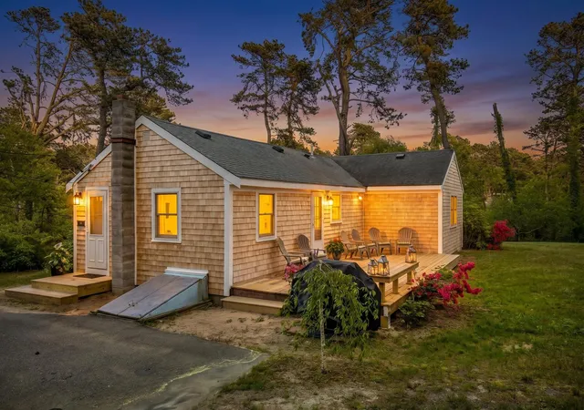 Homes for sale in Wellfleet, MA | 15 Barker St, Wellfleet, MA 02667 | MLS# 22602512