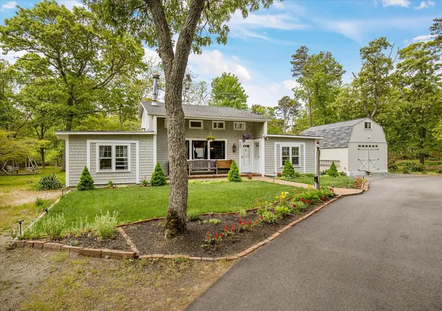 4th image of 390 Brackett Rd, Eastham, MA 02642 | MLS# 22602573