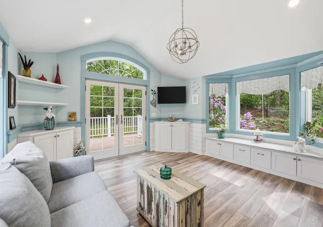 Photo 1 of Sale Pending at 17 Briggs Ave, Buzzards Bay, MA 02532 | MLS# 22602598 | Listing updated on 2026-09-29
