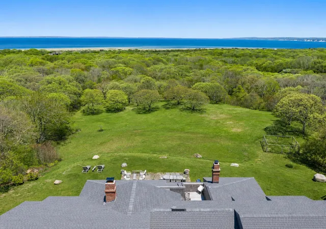4th image of 19 Locust Ln, Aquinnah, MA 02535 | MLS# 22602646