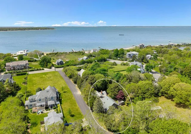 2nd image of 3 Troy St, Oak Bluffs, MA 02557 | MLS# 22602560