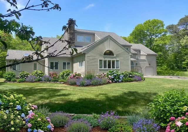 1st image of 17 Heron Wy, Mashpee, MA 02649 | MLS# 22602592