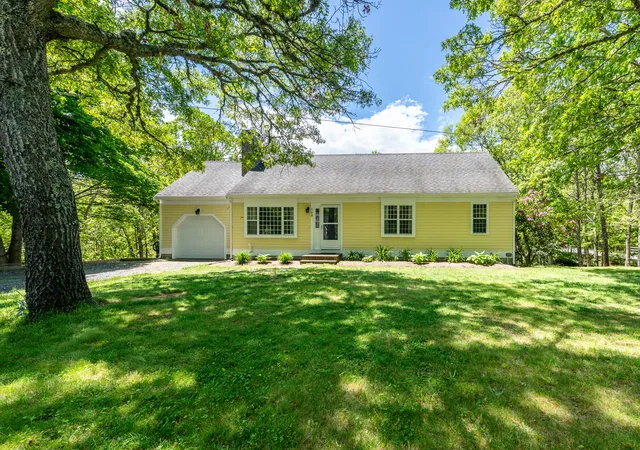 5th image of 168 White Moss Dr, Marstons Mills, MA 02648 | MLS# 22602571