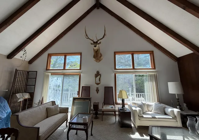 2nd image of 17 Miller Hill Rd, Provincetown, MA 02657 | MLS# 22602659