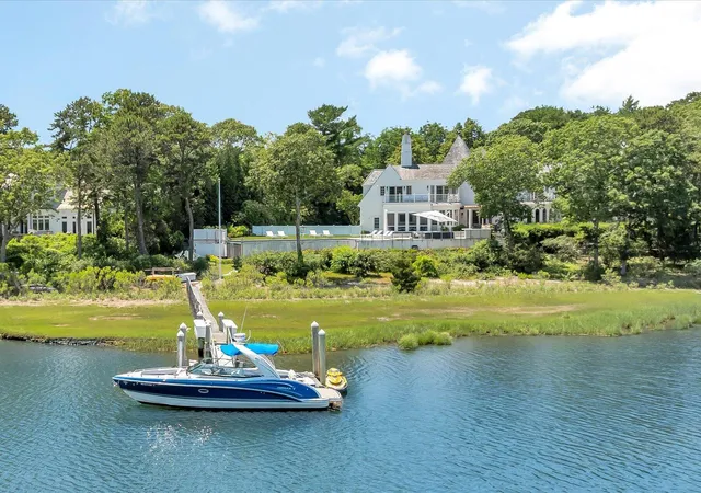 1st image of 25 Oyster Wy, Osterville, MA 02655 | MLS# 22603271