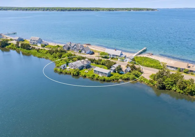 2nd image of 312 E Chop Dr, Vineyard Haven, MA 02568 | MLS# 22602660