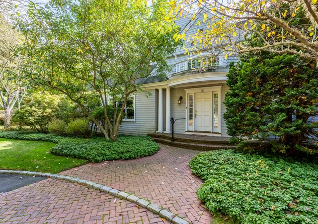 3rd image of 140 Seapuit Rd, Osterville, MA 02655 | MLS# 22602715