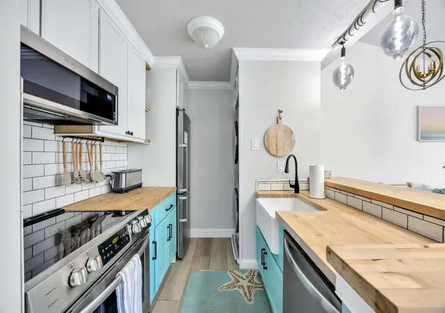 Homes for sale in Brewster, MA | 102 Fletcher Ln #UNIT N, Brewster, MA 02631 | MLS# 22602693