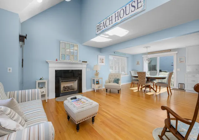 Homes for sale in Dennis Port, MA | 549 Center St #APT 5, Dennis Port, MA 02639 | MLS# 22602725