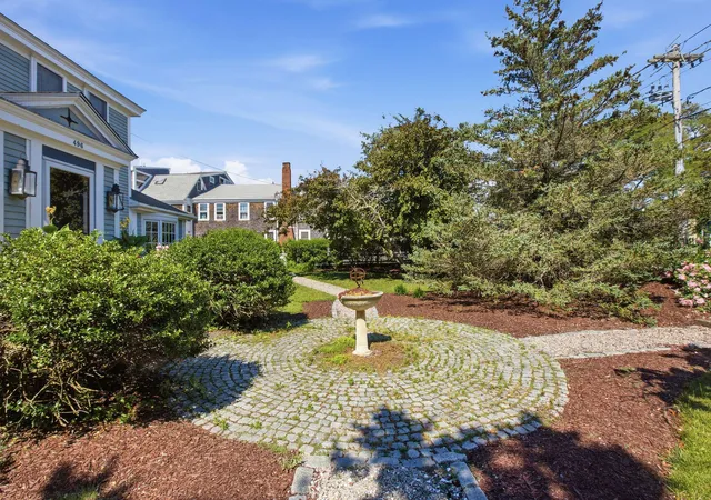 2nd image of 496 Commercial St #UNIT 4, Provincetown, MA 02657 | MLS# 22603177