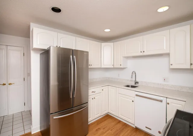Homes for sale in Mashpee, MA | 10 Village Green Cir #UNIT 10, Mashpee, MA 02649 | MLS# 22603138