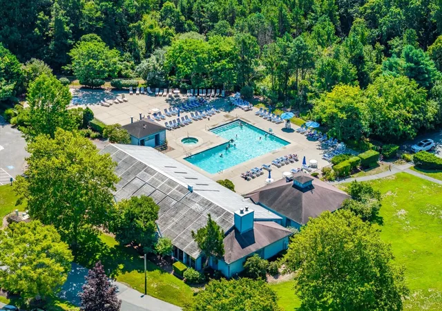 image of 61 Fletcher Ln, Brewster, MA 02631