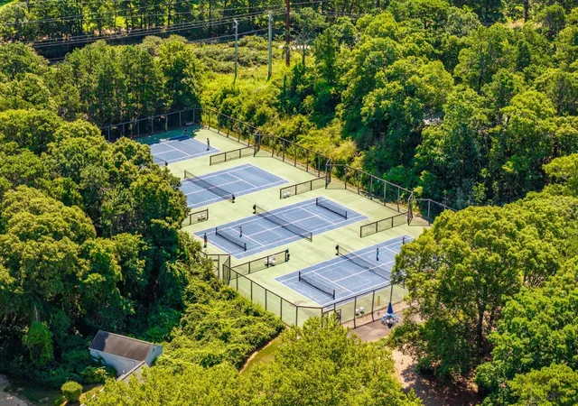 image of 61 Fletcher Ln, Brewster, MA 02631
