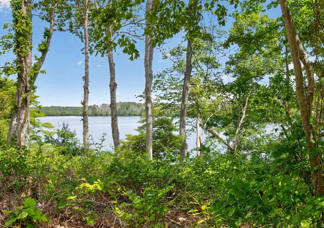 Homes for sale in Forestdale, MA | 20 Hirsch Rd, Forestdale, MA 02644 | MLS# 22602767