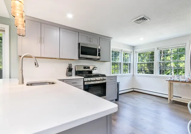 5th image of 47 Follins Bay Rd, South Dennis, MA 02660 | MLS# 22602786
