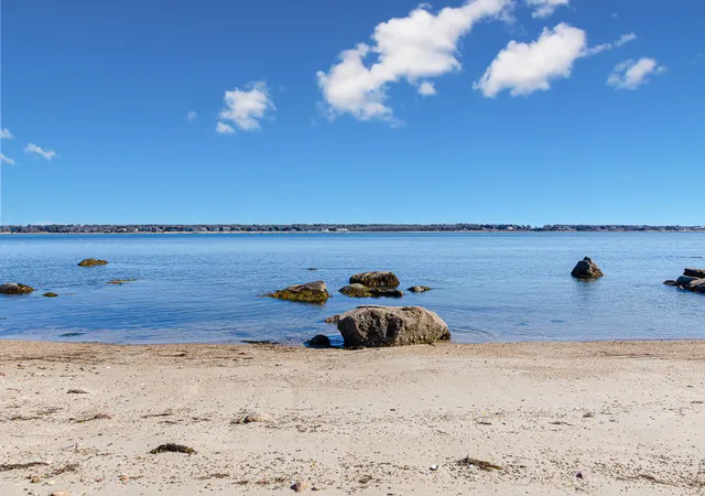 3rd image of 16 Spinnaker Ln, Marion, MA 02738 | MLS# 22602760