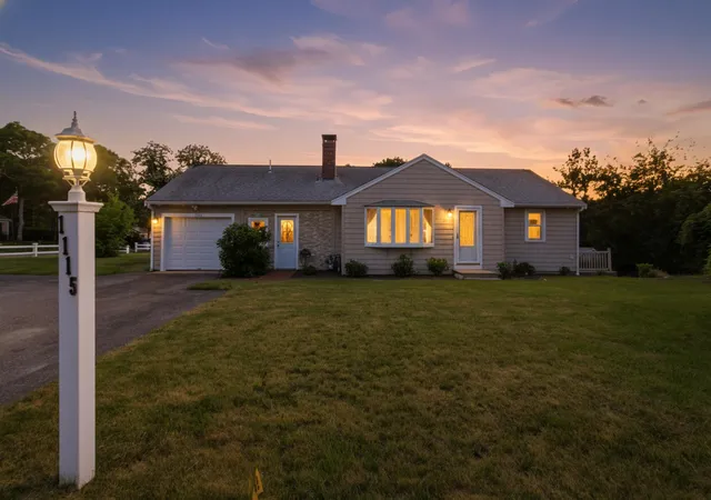 Homes for sale in Centerville, MA | 1115 Shootflying Hill Rd, Centerville, MA 02632 | MLS# 22602869