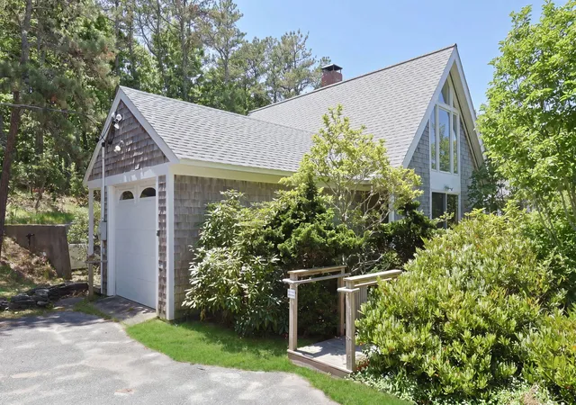 Homes for sale in Wellfleet, MA | 1125 Ocean View Dr, Wellfleet, MA 02667 | MLS# 22602799