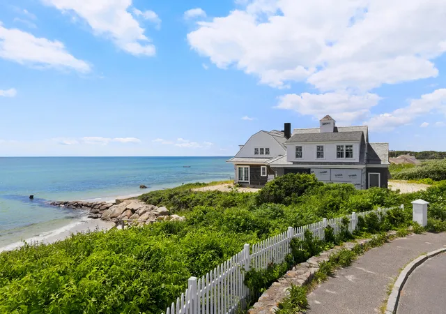 Homes for sale in Hyannis, MA | 31 Dale Ave, Hyannis, MA 02601 | MLS# 22603011