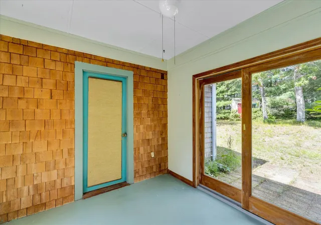 24th image of 804 Putnam Ave, Cotuit, MA 02635 | MLS# 22603655