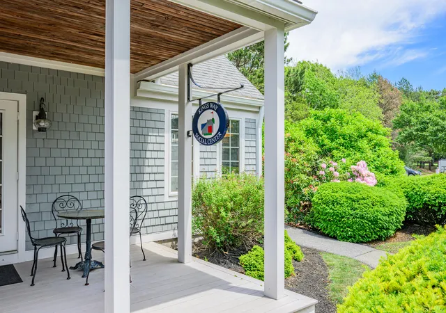 Homes for sale in Yarmouth Port, MA | 31 Forest Gate, Yarmouth Port, MA 02675 | Houzeo
