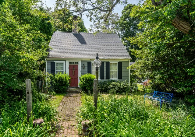 Homes for sale in Centerville, MA | 228 Phinneys Ln, Centerville, MA 02632 | MLS# 22602977
