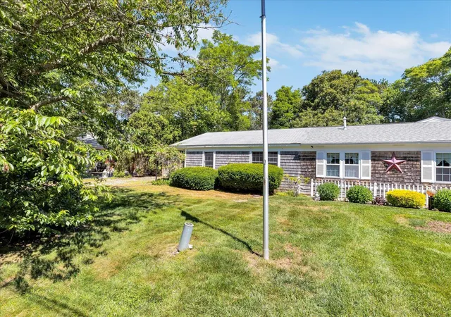 Homes for sale in Yarmouth Port, MA | 10 Margaret Joseph Rd #UNIT 10, Yarmouth Port, MA 02675 | MLS# 22602991