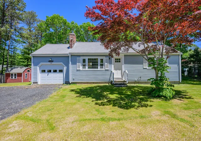 Homes for sale in Teaticket, MA | 156 Red Brook Rd, Teaticket, MA 02536 | MLS# 22602952