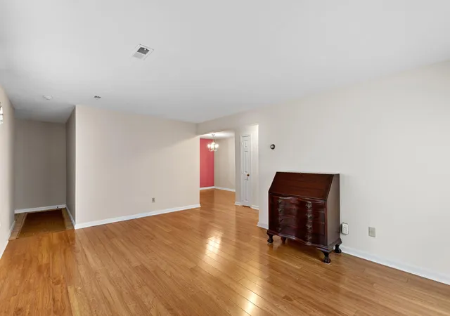 Homes for sale in Hyannis, MA | 9 Pleasant Park Ave #APT 2I, Hyannis, MA 02601 | MLS# 22602917