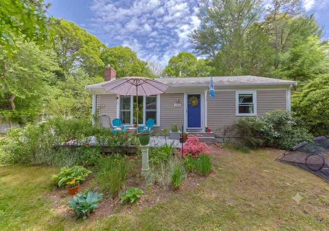 Homes for sale in Centerville, MA | 105 Taramac Rd, Centerville, MA 02632 | MLS# 22602936