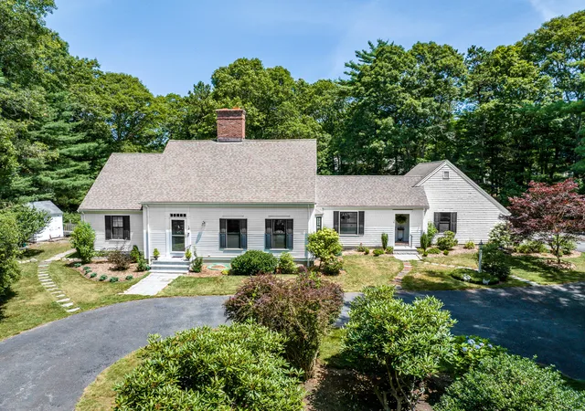 Homes for sale in Osterville, MA | 18 Calico Ln, Osterville, MA 02655 | MLS# 22602969