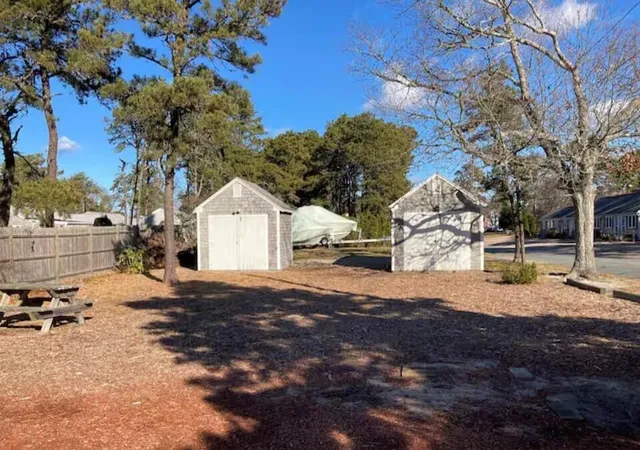 image of 5 Polly Fisk Ln, Dennis Port, MA 02639