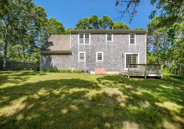 Homes for sale in Mashpee, MA | 29 Carleton Dr, Mashpee, MA 02649 | MLS# 22602948