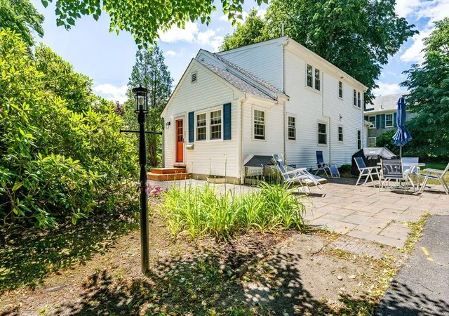 Homes for sale in Centerville, MA | 251 Phinneys Ln, Centerville, MA 02632 | MLS# 22602937