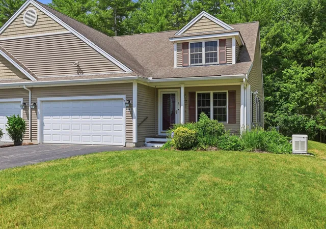 2nd image of 9 Rock Marsh Rd #UNIT B, Wareham, MA 02571 | MLS# 22602934