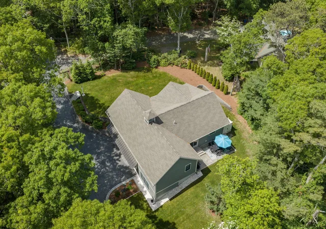 Homes for sale in Centerville, MA | 14 Valley Brook Rd, Centerville, MA 02632 | MLS# 22602954