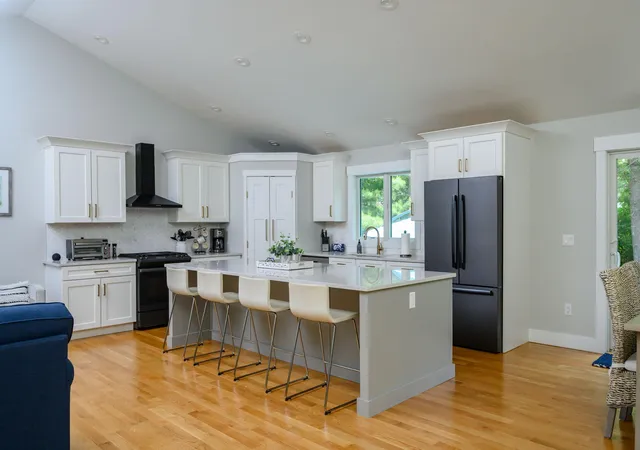 Homes for sale in Centerville, MA | 14 Valley Brook Rd, Centerville, MA 02632 | MLS# 22602954