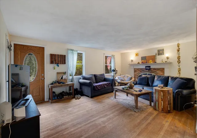 2nd image of 75 Mulford St, South Yarmouth, MA 02664 | MLS# 22603059