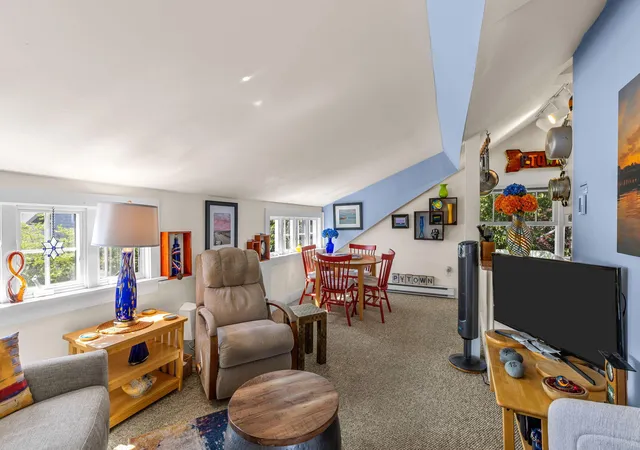 5th image of 15 Cottage St #UNIT 8, Provincetown, MA 02657 | MLS# 22602990