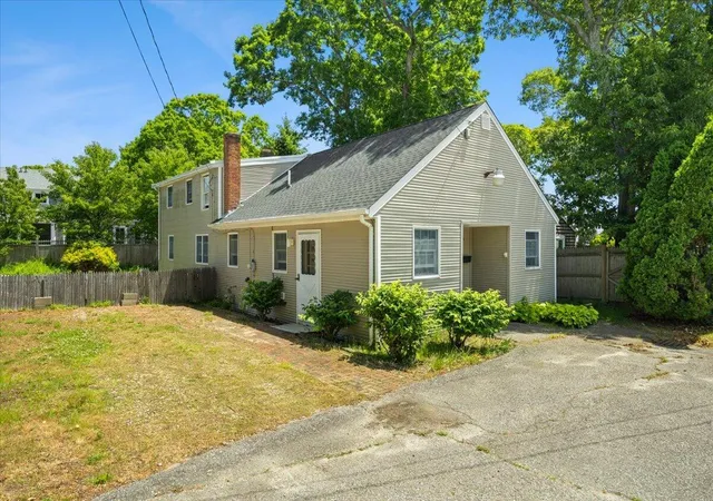 Homes for sale in Falmouth, MA | 47 Little Rock Ave, Falmouth, MA 02540 | MLS# 22603019