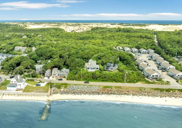 42nd image of 676 Commercial St, Provincetown, MA 02657 | MLS# 22603390